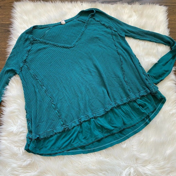We The Free People Dark Teal Blue Heather Boho Ruffle Distressed Blouse Sz Large - Picture 2 of 9
